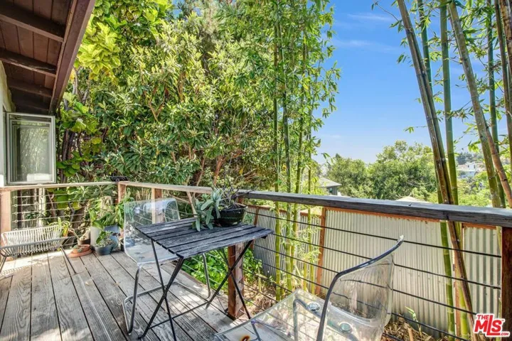 1547 Cerro Gordo Street, Los Angeles, California 90026