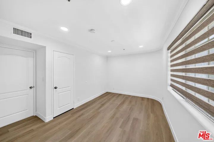 538 Glenwood Road 1, Glendale, California 91202