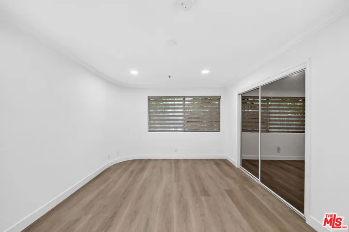 538 Glenwood Road 1, Glendale, California 91202