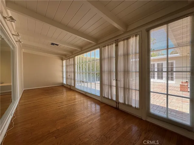 565 Sierra Vista, San Marino, California 91108