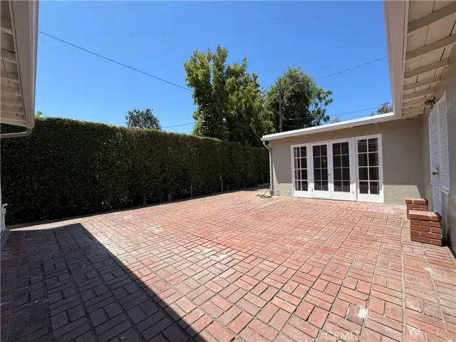 565 Sierra Vista, San Marino, California 91108