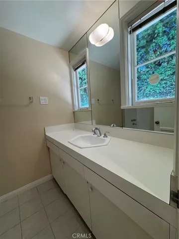 565 Sierra Vista, San Marino, California 91108