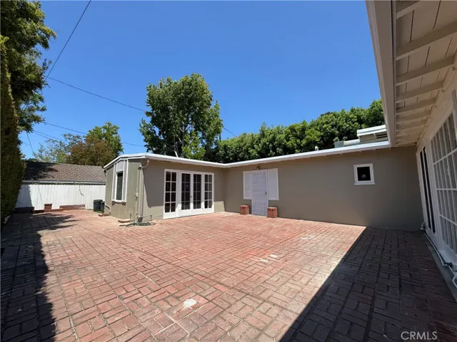 565 Sierra Vista, San Marino, California 91108