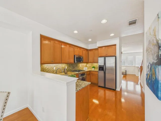 873 Agnew Road, Santa Clara, California 95054