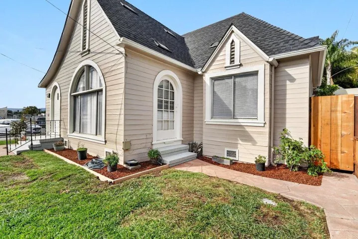28 Madison Street, Watsonville, California 95076