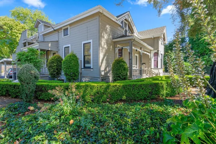 142 N Central Avenue, Campbell, California 95008