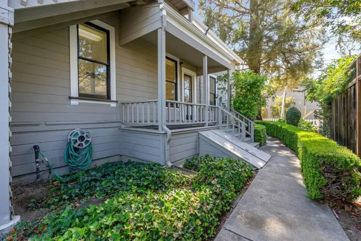 142 N Central Avenue, Campbell, California 95008