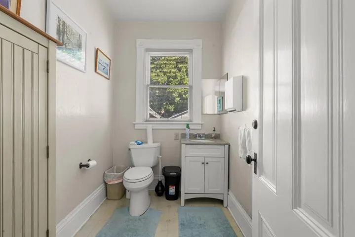 142 N Central Avenue, Campbell, California 95008