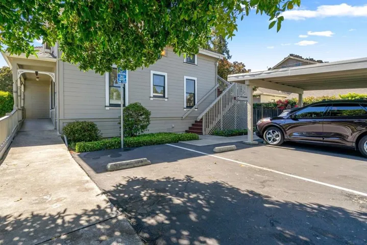 142 N Central Avenue, Campbell, California 95008