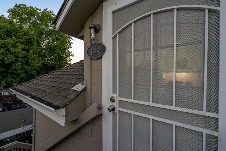 142 N Central Avenue, Campbell, California 95008