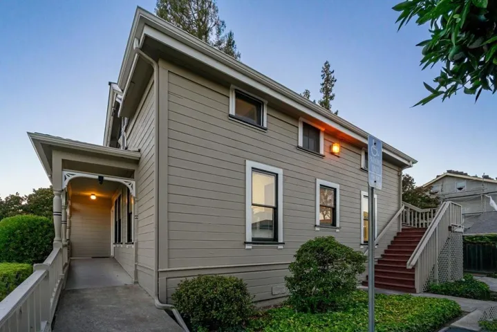 142 N Central Avenue, Campbell, California 95008
