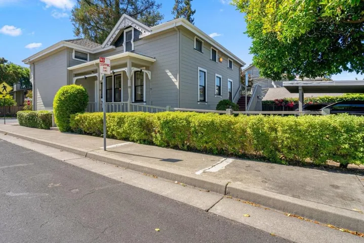 142 N Central Avenue, Campbell, California 95008