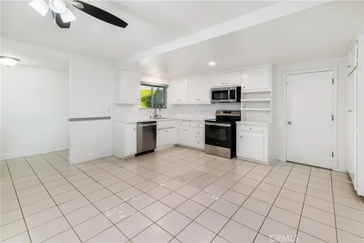 25141 Mackenzie Street, Laguna Hills, California 92653