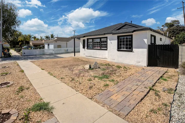 10527 Angell Street, Norwalk, California 90650