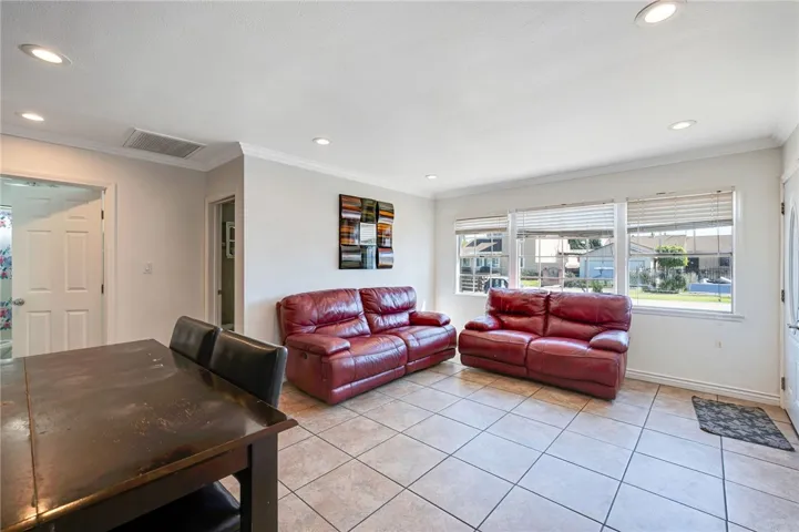 10527 Angell Street, Norwalk, California 90650