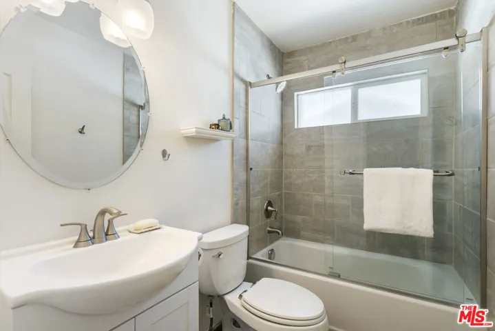 14142 Hortense Street, Los Angeles, California 91423