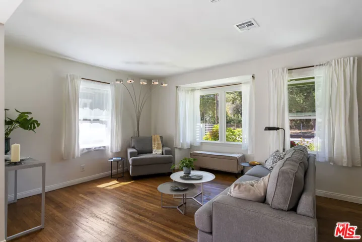 14142 Hortense Street, Los Angeles, California 91423