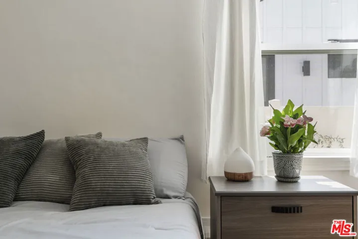 14142 Hortense Street, Los Angeles, California 91423