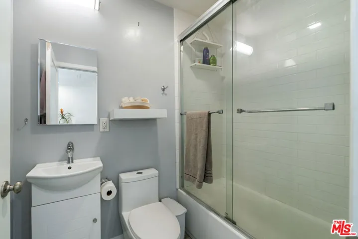 14142 Hortense Street, Los Angeles, California 91423