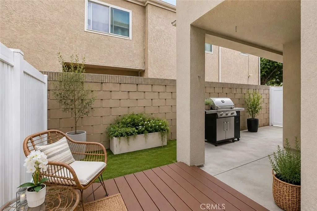 Virtually Enhanced Patio 17722 Sergio Cir, # 102 Huntington Beach, CA 92647