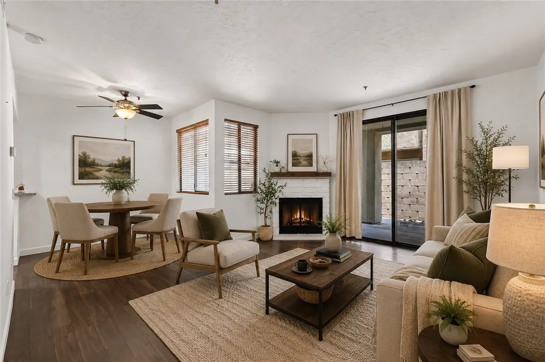 Front Of 17722 Sergio Cir, # 102 Huntington Beach, CA 92647
