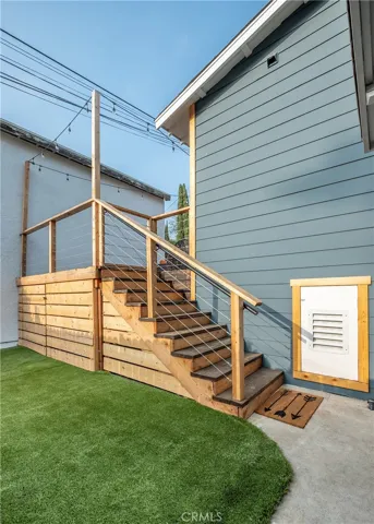 4039 Clayton Avenue, Los Angeles, California 90027