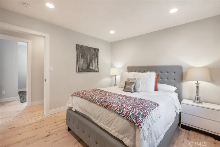 4039 Clayton Avenue, Los Angeles, California 90027