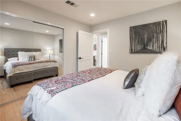 4039 Clayton Avenue, Los Angeles, California 90027