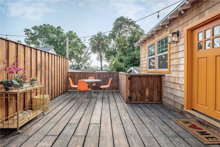 4039 Clayton Avenue, Los Angeles, California 90027