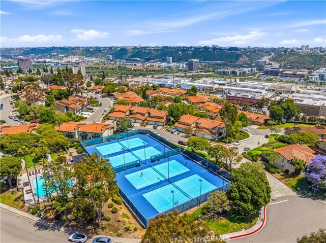 6975 Camino Amero, San Diego, California 92111