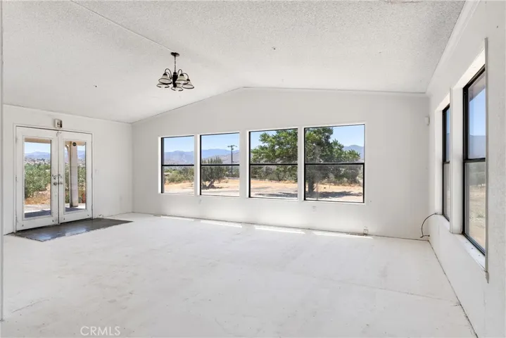 Entrance/Living Room