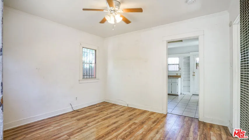 1111 W 47th Street, Los Angeles, California 90037