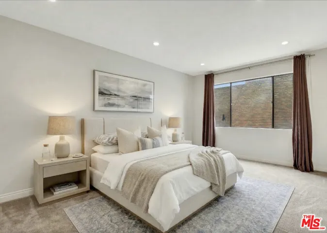 1260 S Beverly Glen Boulevard 304, Los Angeles, California 90024