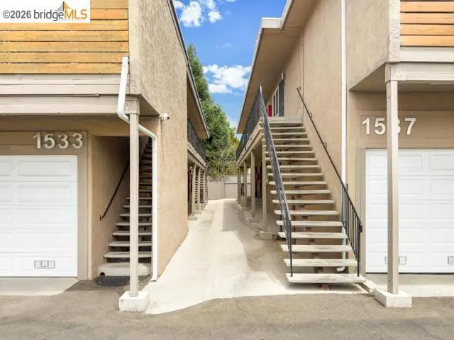 1533 Harmon St, Berkeley, California 94703