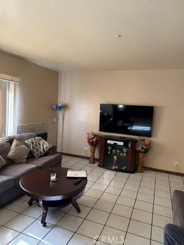 1265 S Neveen, Anaheim, California 92804