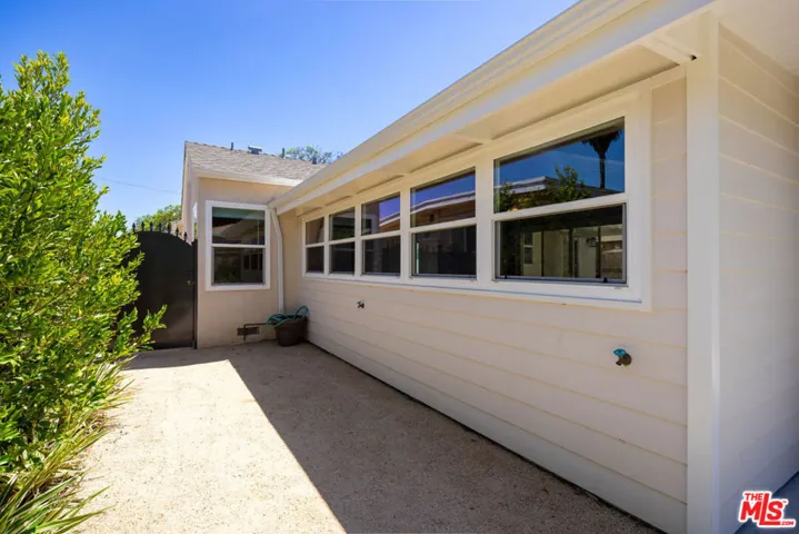 3104 Via San Delarro, Montebello, California 90640