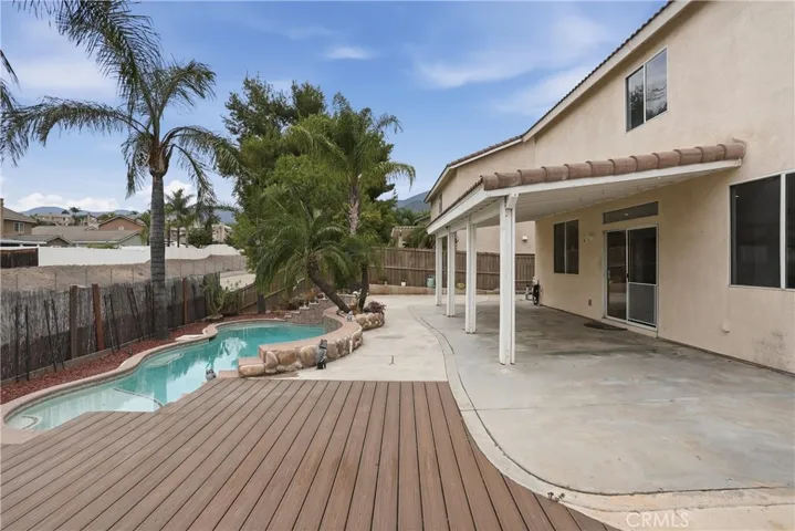 22880 Canyon View Drive, Corona, California 92883
