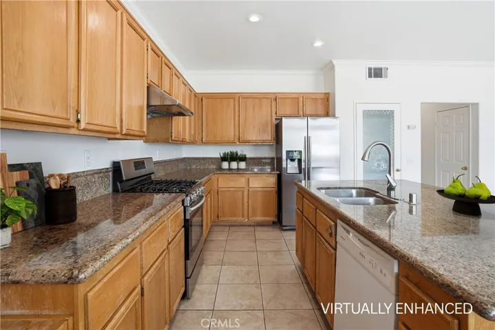 22880 Canyon View Drive, Corona, California 92883