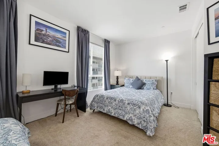 5911 Saturn Street, Los Angeles, California 90035