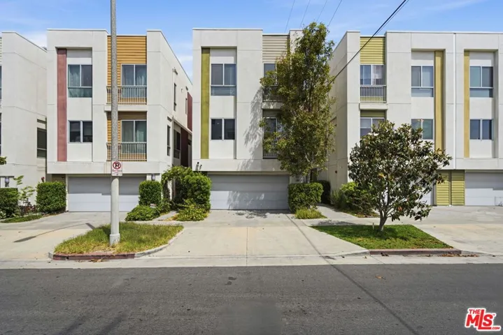 5911 Saturn Street, Los Angeles, California 90035