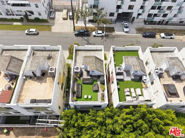 5911 Saturn Street, Los Angeles, California 90035