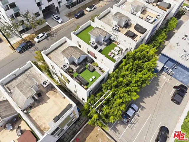 5911 Saturn Street, Los Angeles, California 90035