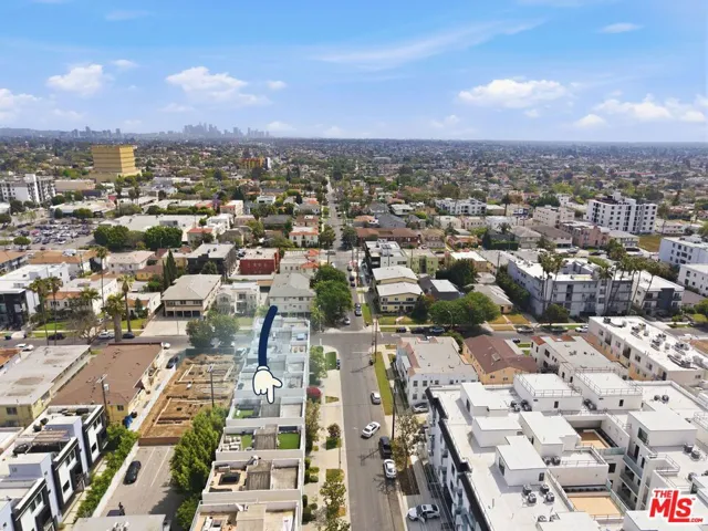 5911 Saturn Street, Los Angeles, California 90035