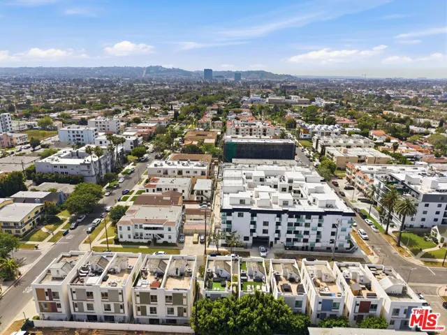 5911 Saturn Street, Los Angeles, California 90035