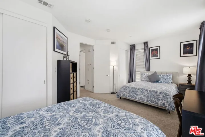 5911 Saturn Street, Los Angeles, California 90035