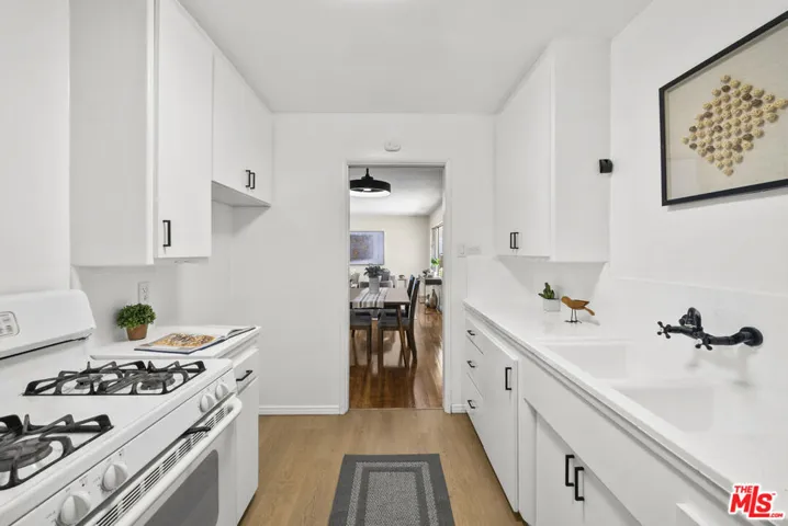 12817 Blodgett Avenue, Downey, California 90242