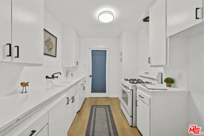 12817 Blodgett Avenue, Downey, California 90242