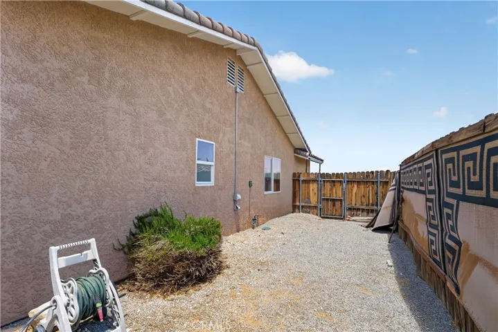 60187 Chesapeake, Joshua Tree, California 92252
