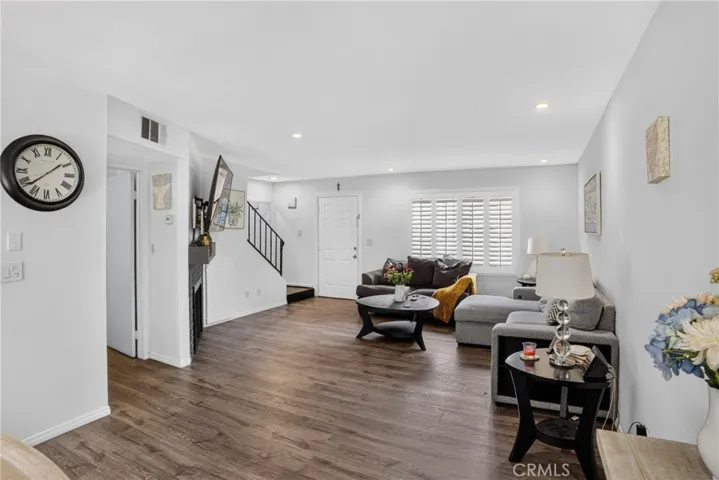 15230 Roxford St 62, Sylmar, California 91342
