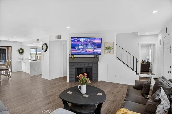 15230 Roxford St 62, Sylmar, California 91342